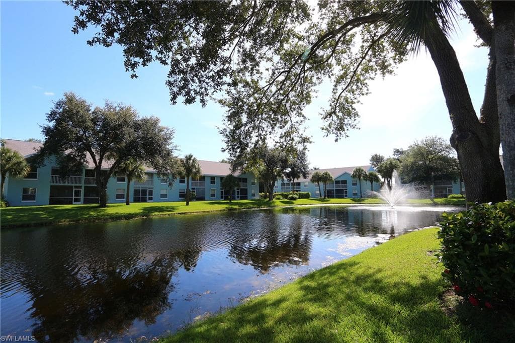 173 Grand Oaks WAY O-104 NAPLES, FL 34110