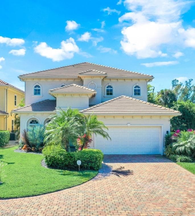 2854 Coco Lakes CT NAPLES, FL 34105