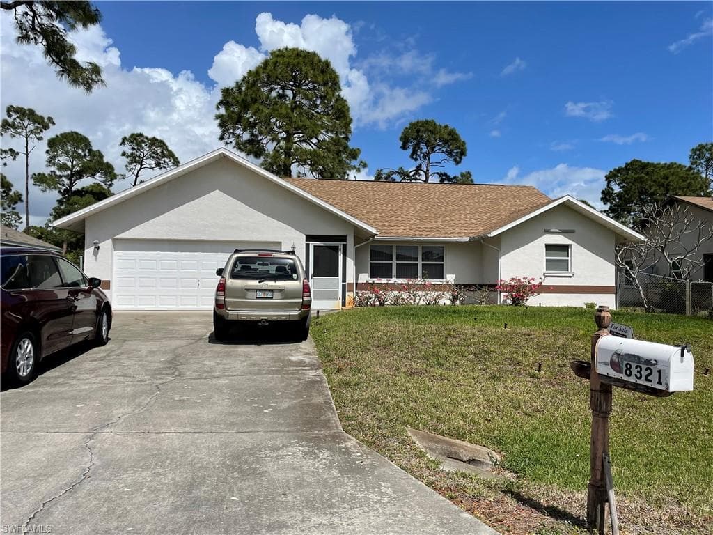 8321 Trillium RD FORT MYERS, FL 33967