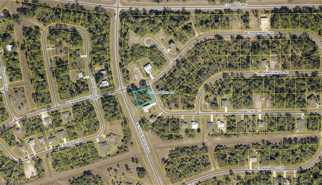 5002 NE Tradewinds CIR LABELLE, FL 33935