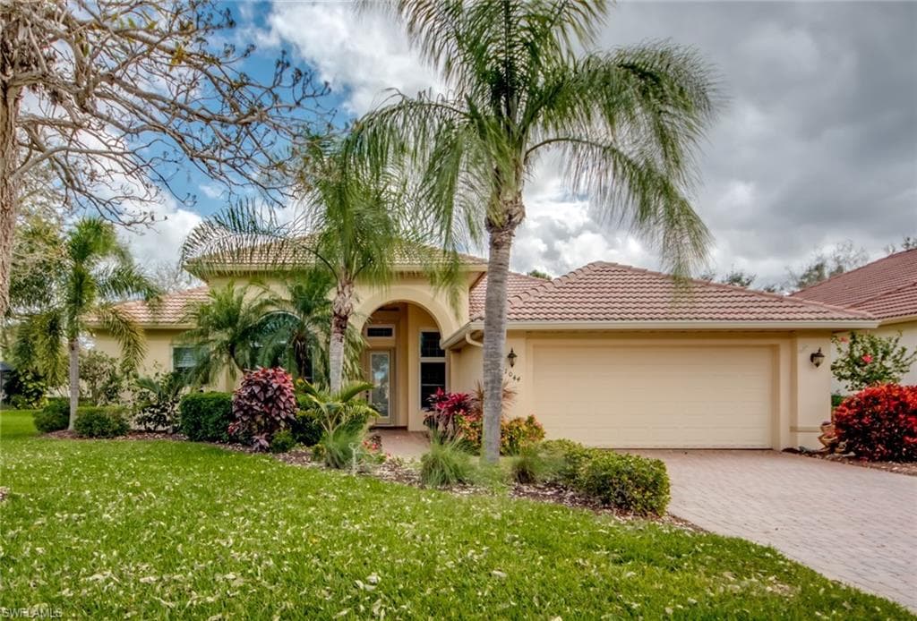 11044 Sea Tropic LN FORT MYERS, FL 33908