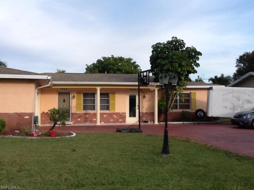 4969 Vincennes ST CAPE CORAL, FL 33904