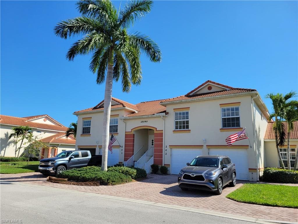 25090 Peacock LN 202 NAPLES, FL 34114