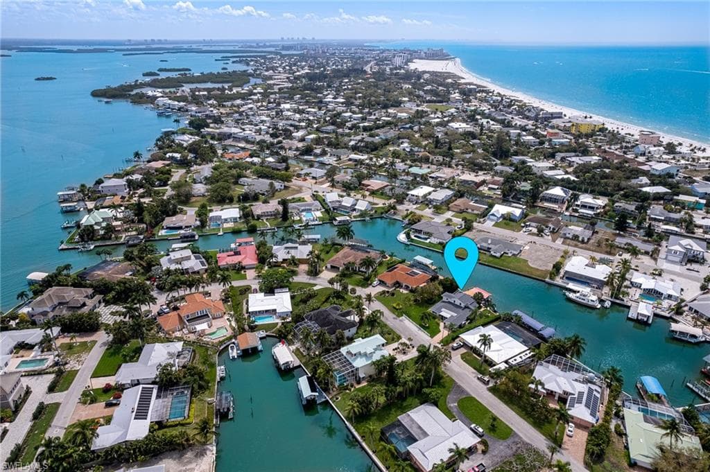 360 Randy LN FORT MYERS BEACH, FL 33931