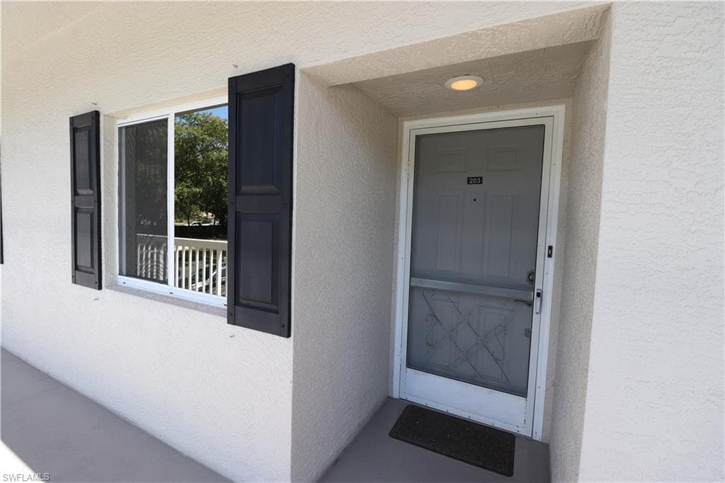 14811 Hole In 1 CIR 203 FORT MYERS, FL 33919