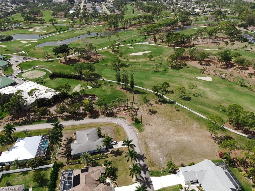913 SW 19th LN CAPE CORAL, FL 33991