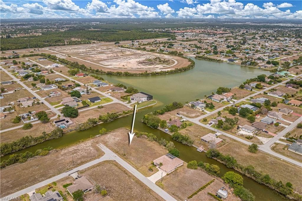 1915 NE 10th AVE CAPE CORAL, FL 33909