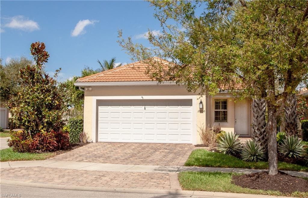15050 Reef LN BONITA SPRINGS, FL 34135