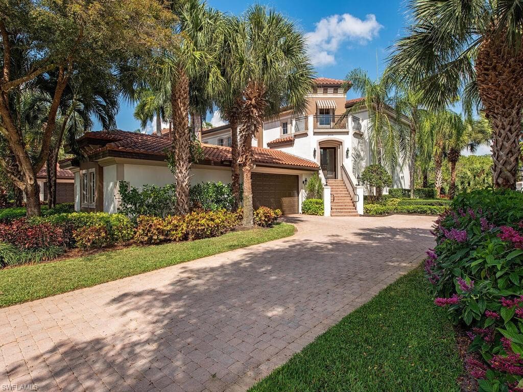 29131 BRENDISI WAY 202 NAPLES, FL 34110