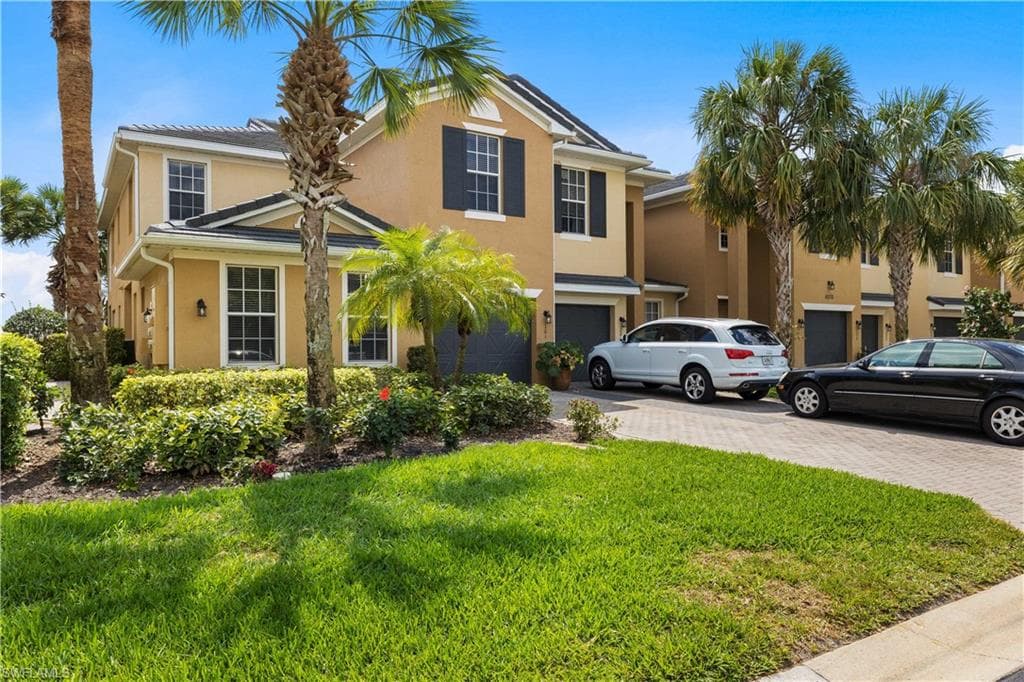 16570 Goldenrod LN 101 ALVA, FL 33920
