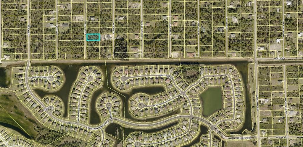 806 Rush AVE LEHIGH ACRES, FL 33972