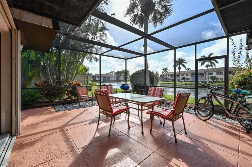112 Lake Point LN NAPLES, FL 34112