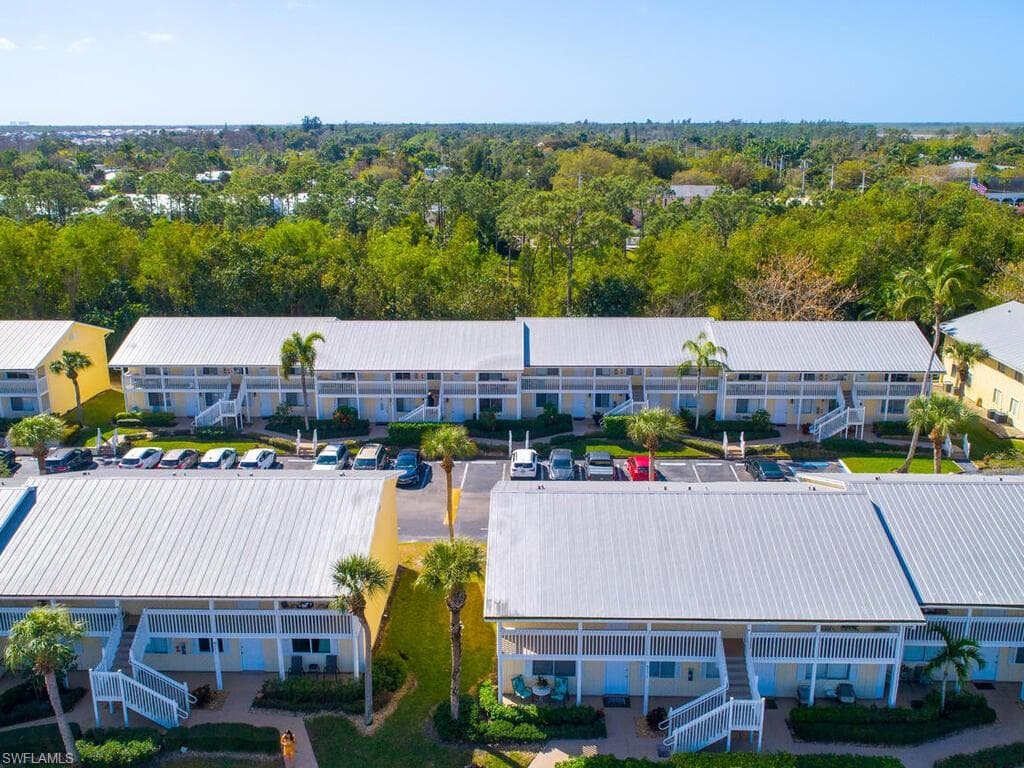 4625 Bayshore DR D5 NAPLES, FL 34112