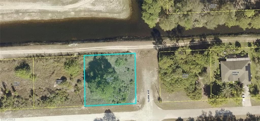 1400 W 18th ST LEHIGH ACRES, FL 33972