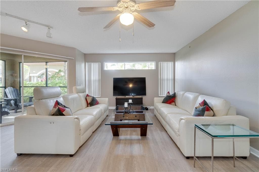 8870 Colonnades CT W 312 BONITA SPRINGS, FL 34135