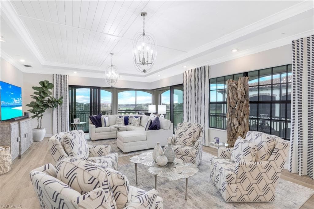 16371 Viansa WAY 302 NAPLES, FL 34110