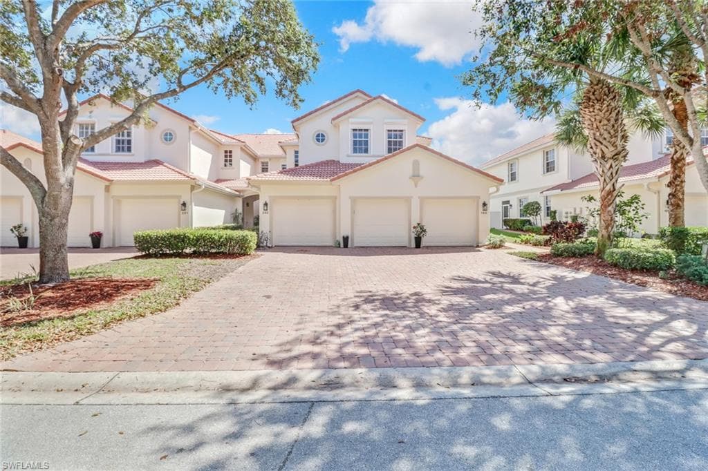16550 Crownsbury WAY 202 FORT MYERS, FL 33908