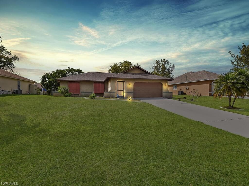 3030 SW 14th CT CAPE CORAL, FL 33914