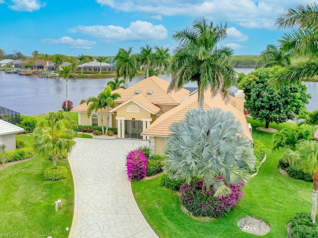 102 Morning Star Cay NAPLES, FL 34114