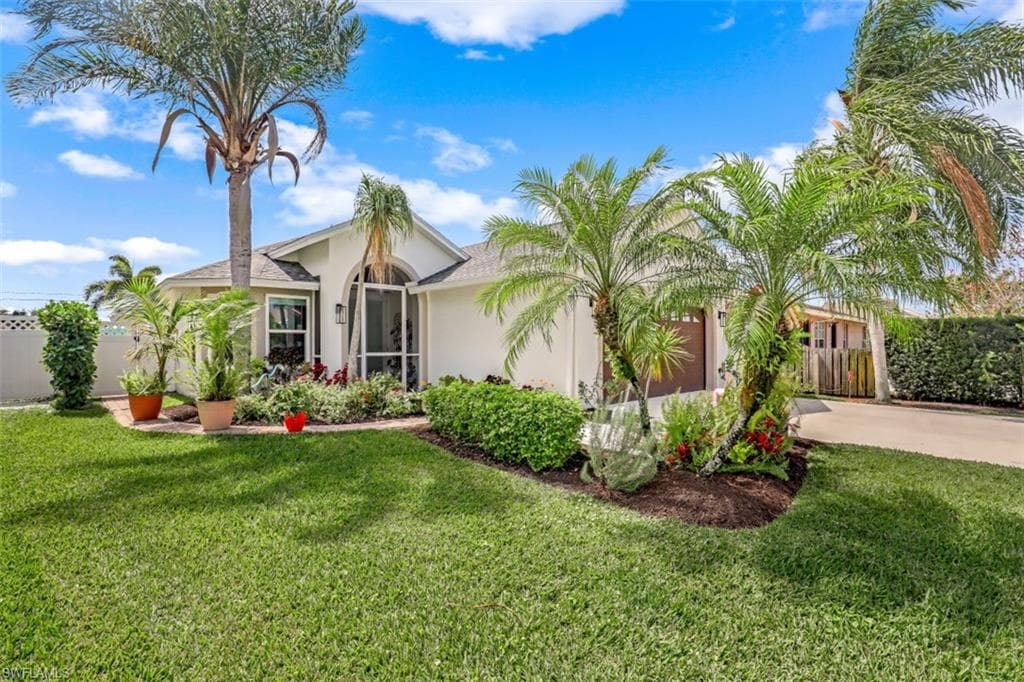 768 101st AVE N NAPLES, FL 34108