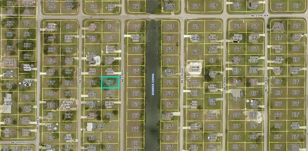 2620 NE 5th PL CAPE CORAL, FL 33909