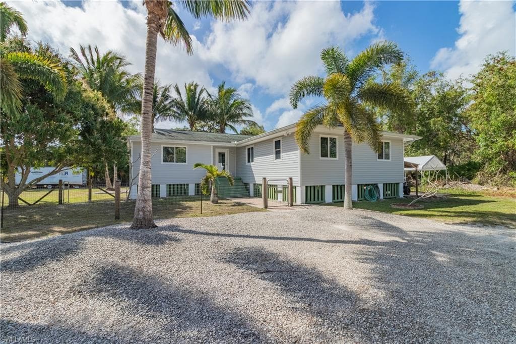 6329 Monteray DR BOKEELIA, FL 33922