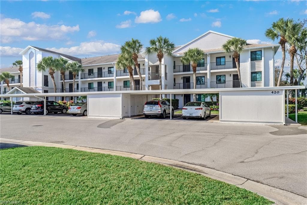 420 Fox Haven DR 3209 NAPLES, FL 34104