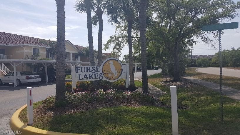 208 Furse Lakes CIR D-10 NAPLES, FL 34104