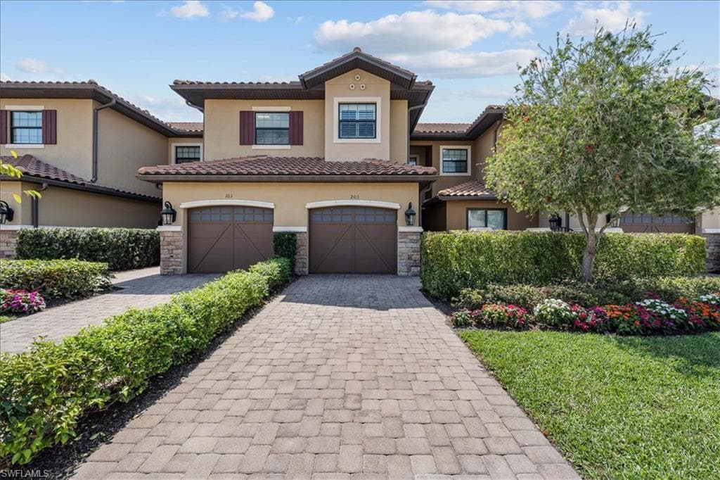 8760 Bellano CT 2-203 NAPLES, FL 34119