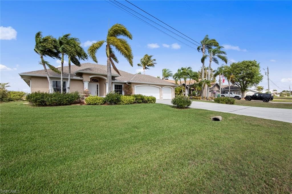 500 SE 8th PL CAPE CORAL, FL 33990