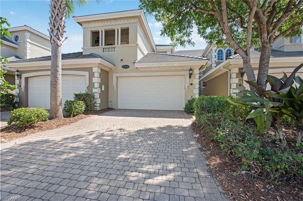 9206 Museo CIR 203 NAPLES, FL 34114
