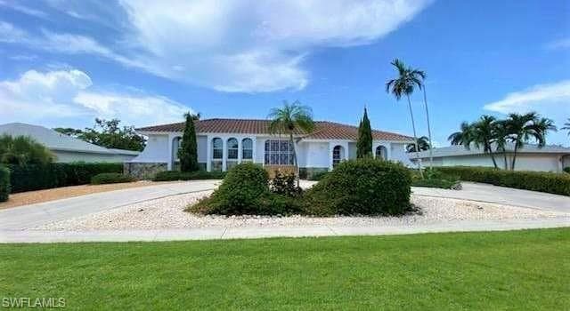 1200 Lilac AVE MARCO ISLAND, FL 34145