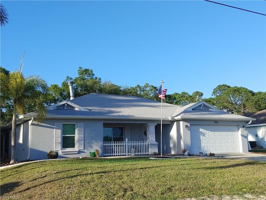 2903 Van Buren PKY CAPE CORAL, FL 33993