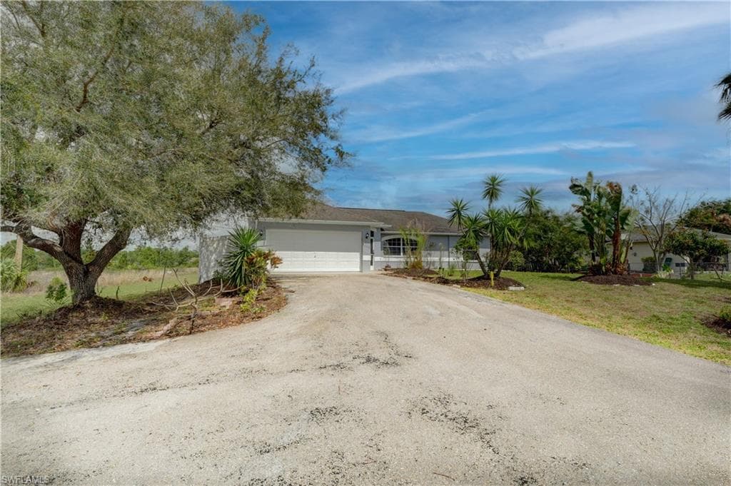 2515 47th AVE NE NAPLES, FL 34120