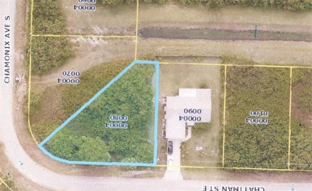 626 Chattman ST E LEHIGH ACRES, FL 33974