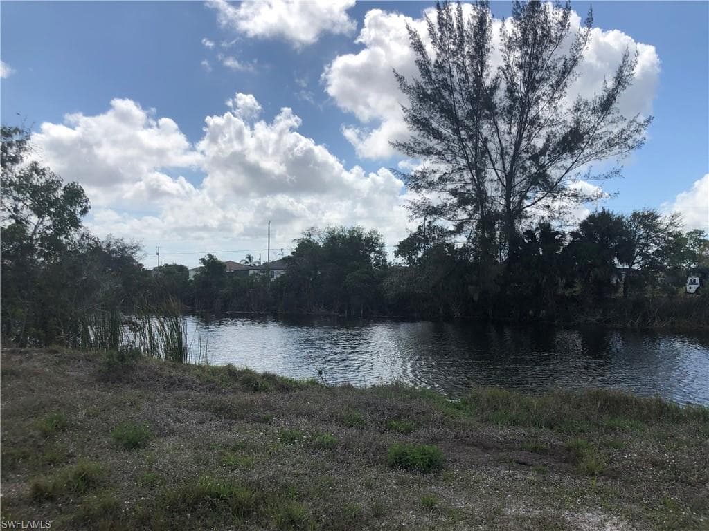 2602 NW 6th TER CAPE CORAL, FL 33993