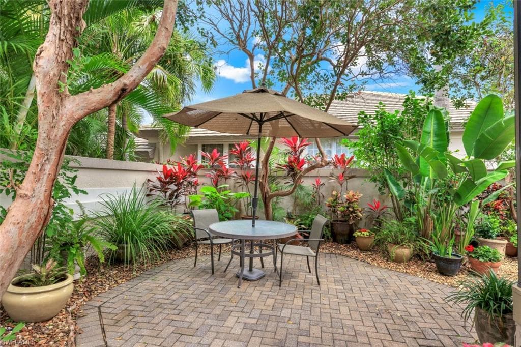 27161 Enclave DR BONITA SPRINGS, FL 34134