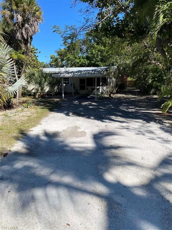 1230 Anhinga LN SANIBEL, FL 33957