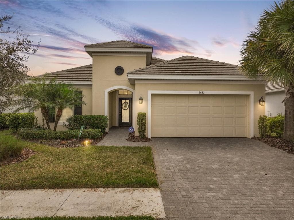 2632 Cayes CIR CAPE CORAL, FL 33991