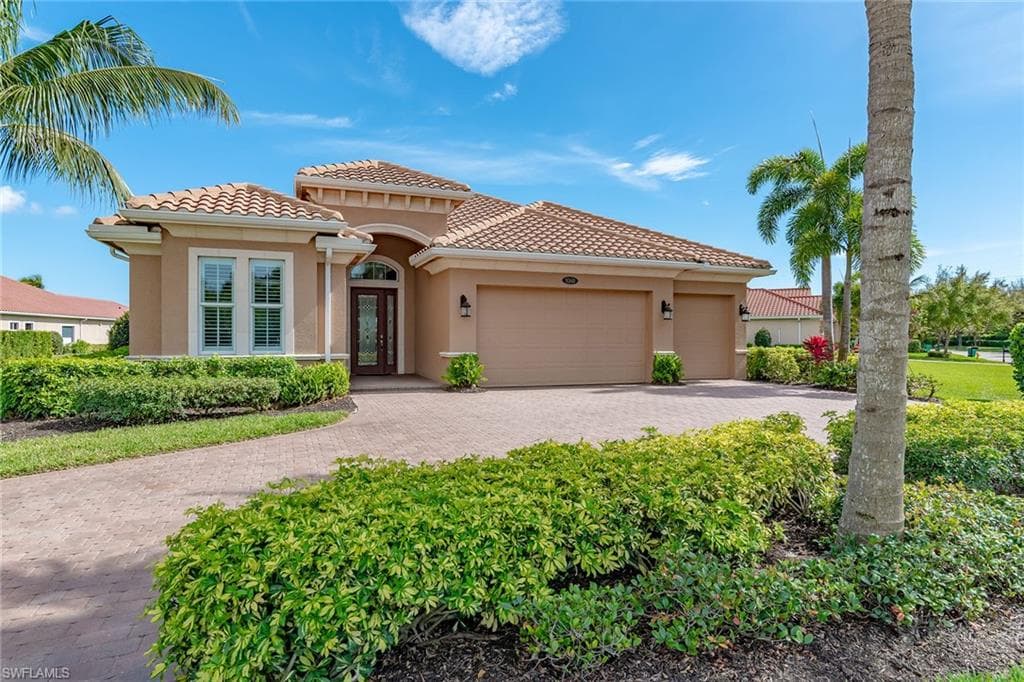 9360 Vadala Bend CT NAPLES, FL 34114