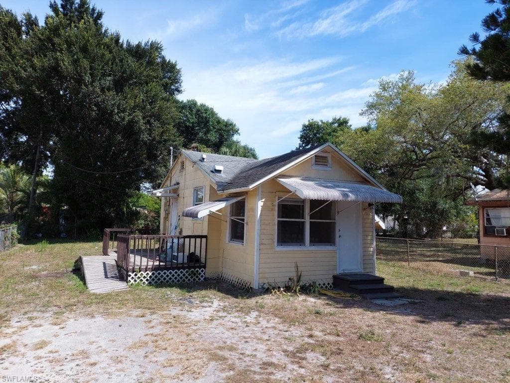 335 Balboa AVE FORT MYERS, FL 33905