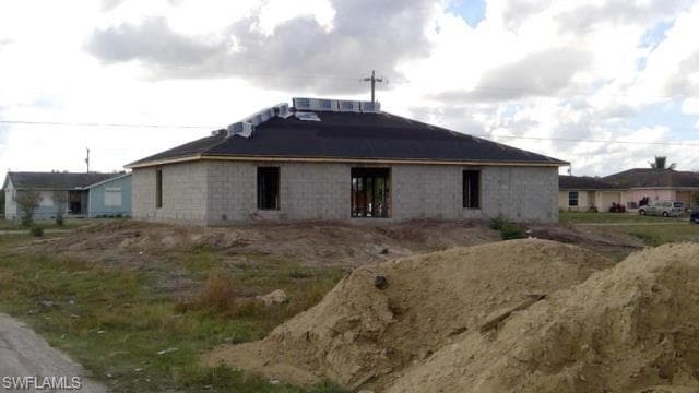 4020 24th ST SW LEHIGH ACRES, FL 33976