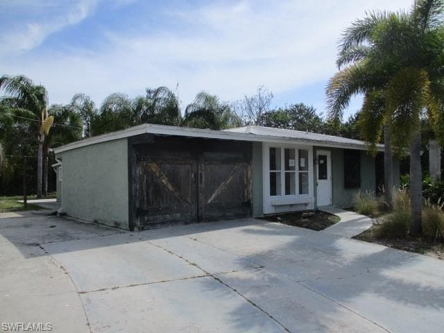 110 Barre DR NW PORT CHARLOTTE, FL 33952