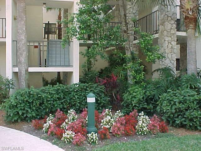 758 Eagle Creek DR 304 NAPLES, FL 34113