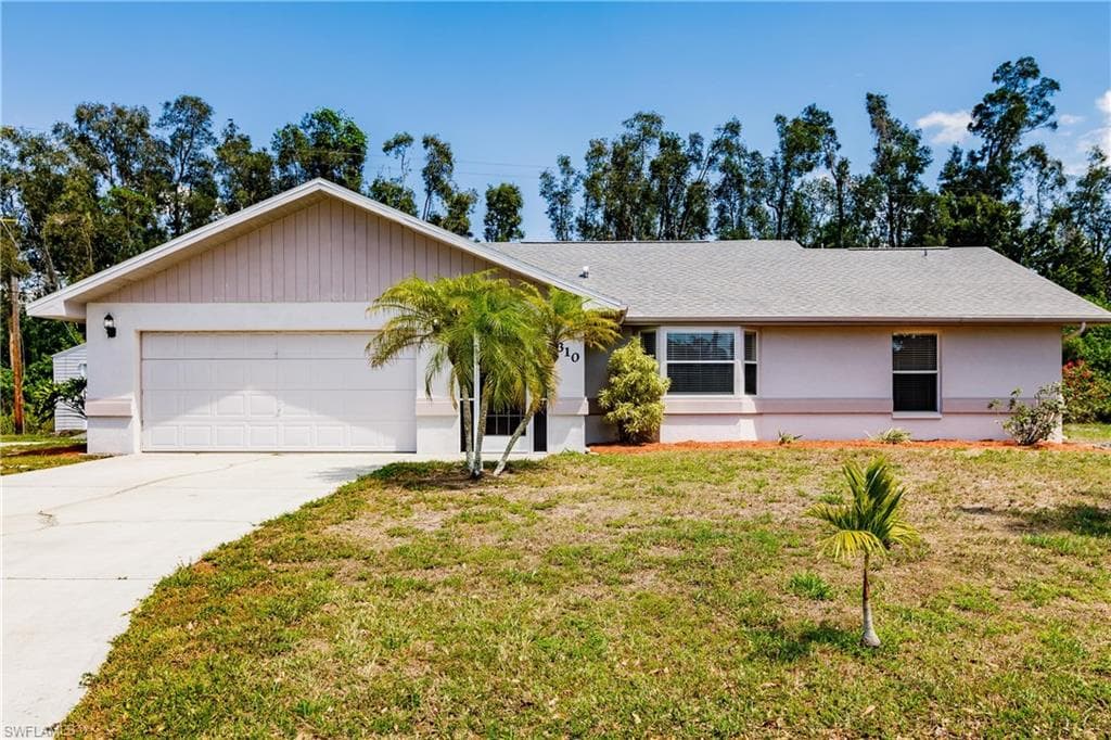 7310 Coolidge RD FORT MYERS, FL 33967