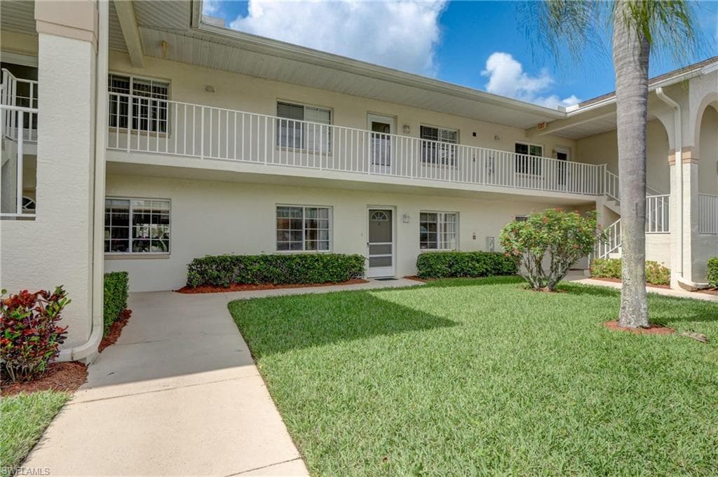 153 Gabriel CIR 3003 NAPLES, FL 34104