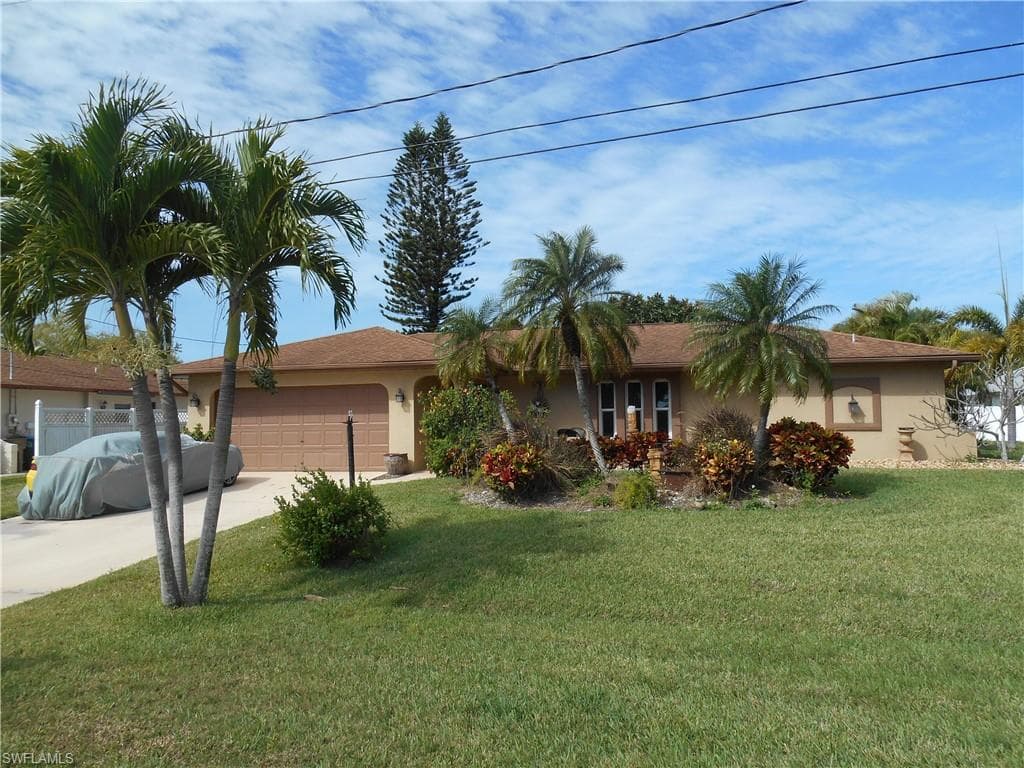 1016 SE 19th AVE CAPE CORAL, FL 33990