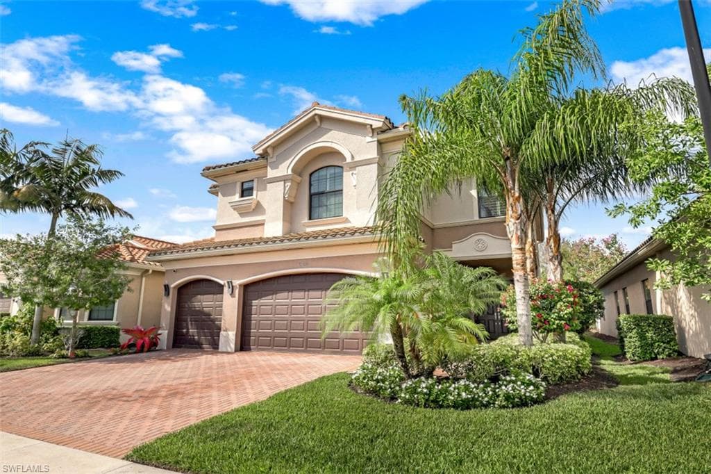 13840 Luna DR NAPLES, FL 34109
