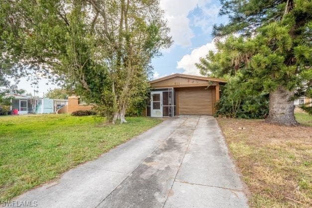 511 Coolidge AVE LEHIGH ACRES, FL 33936