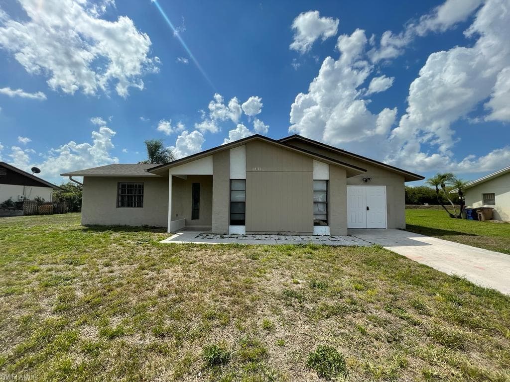 1531 Medford PL LEHIGH ACRES, FL 33936